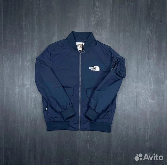 Бомбер The North Face