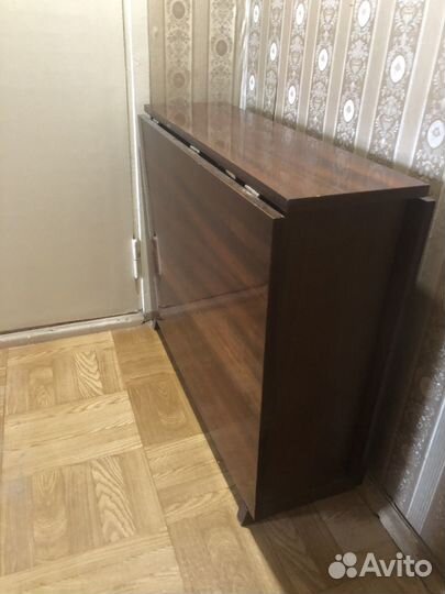 Продаю стол-книжку, б/у