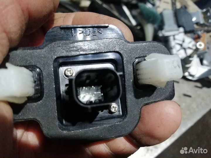 Камера заднего вида Toyota RAV4 XA50