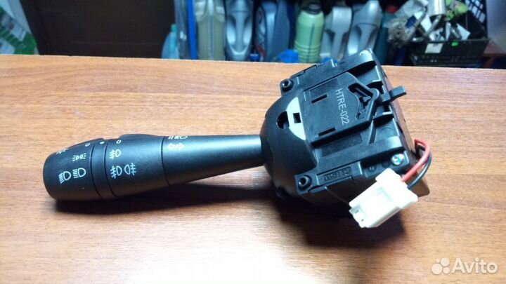 Переключатель подрулевой Рено Логан 2, Сандеро 2