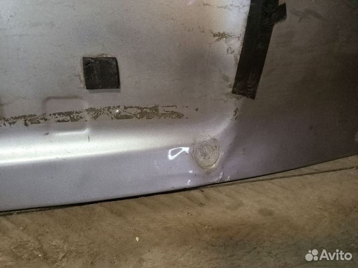 Дверь задняя багажника Nissan note e11