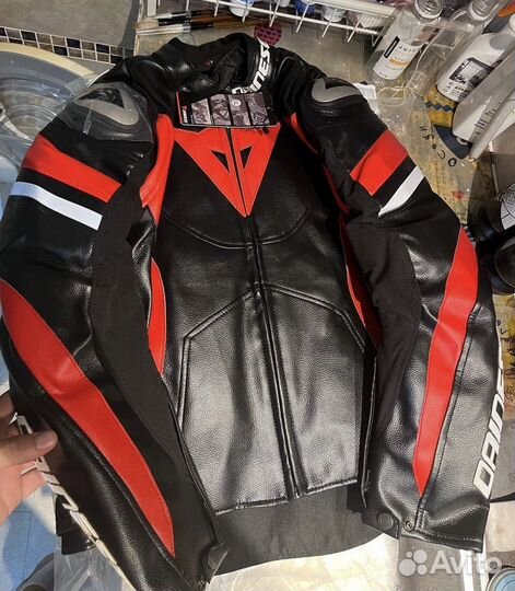 Мотокуртка Dainese avro 4