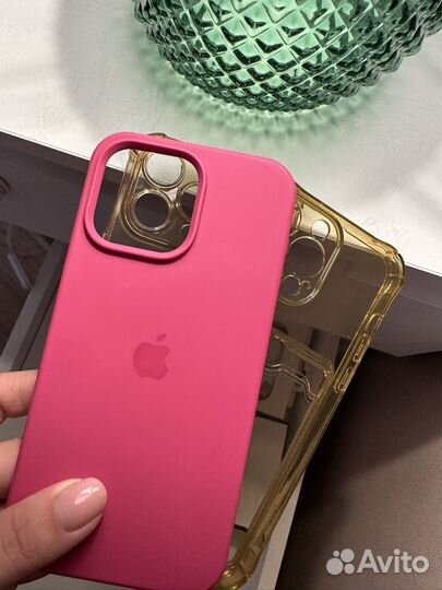 Чехлы на iPhone 14 pro max