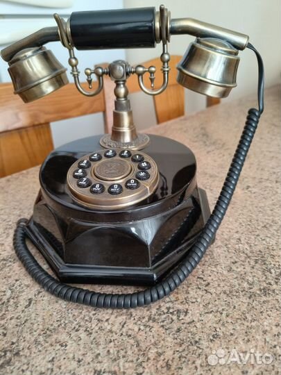 Ретро телефон