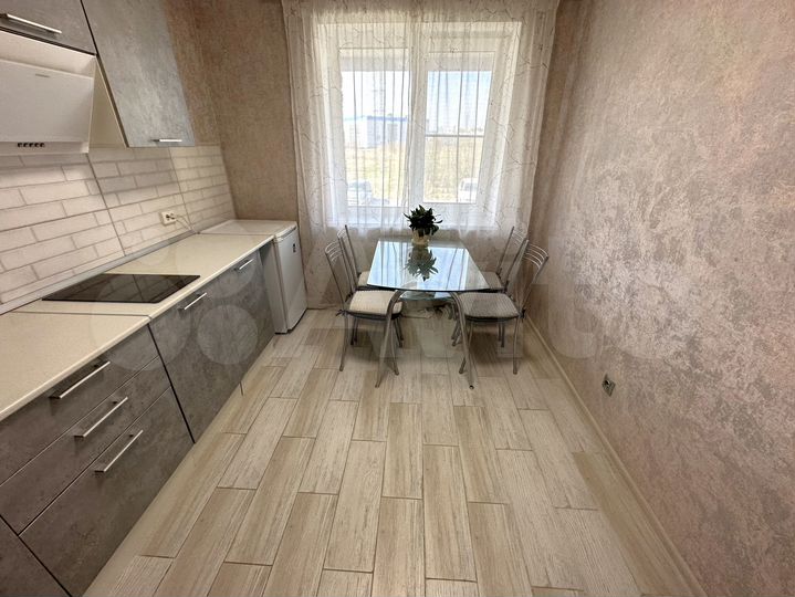 1-к. квартира, 33,7 м², 1/17 эт.