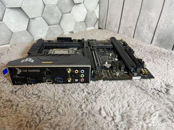 Материнская плата с процессором i5 12600kf