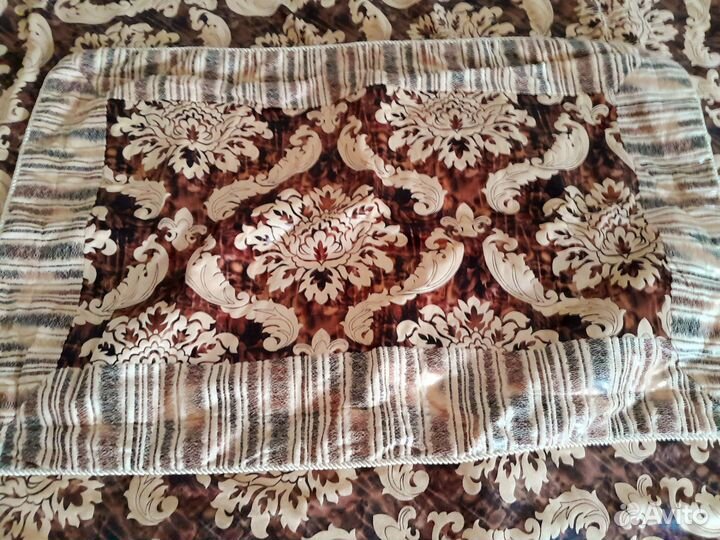 Плед покрывало 220 240.Две наволочки