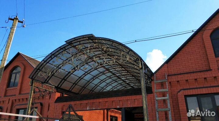 Навесы кованные из поликарбоната