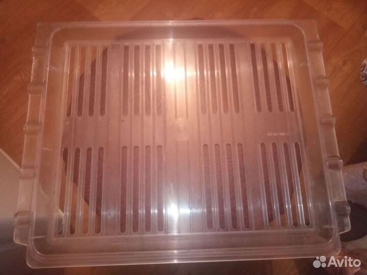 Ящики, полки, двери к холодильникам