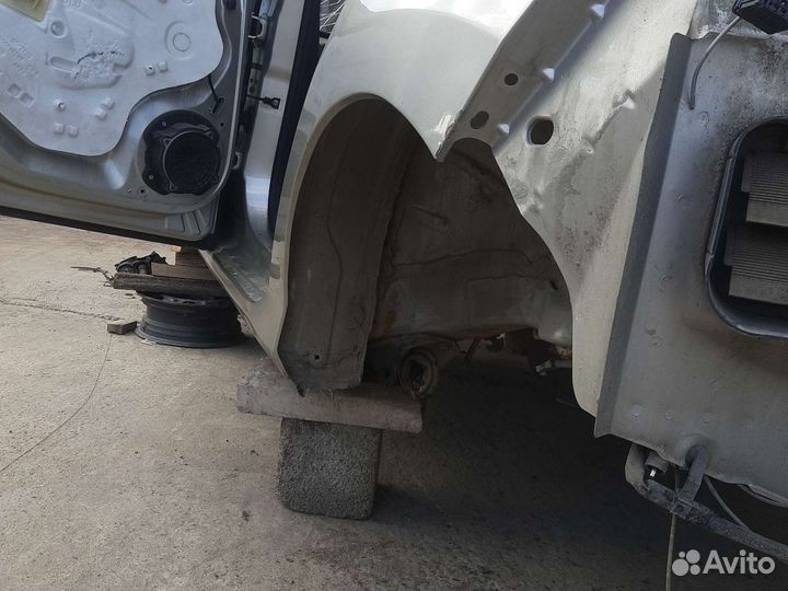 Крыло заднее левое Peugeot 308