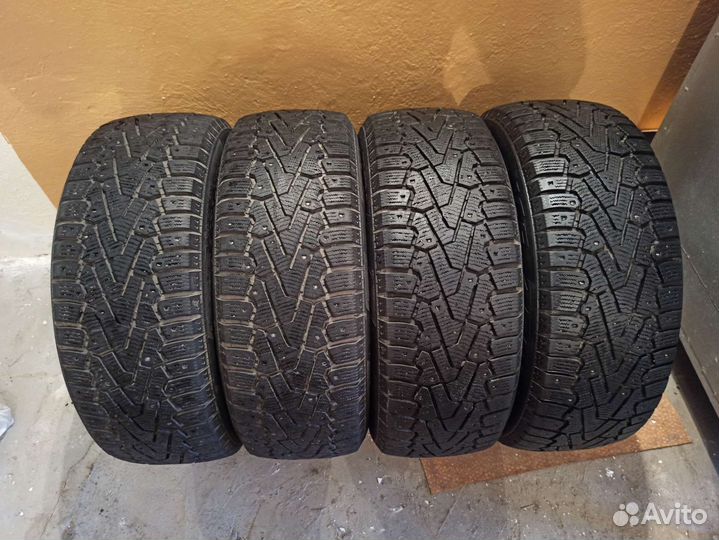Pirelli Ice Zero 205/55 R16