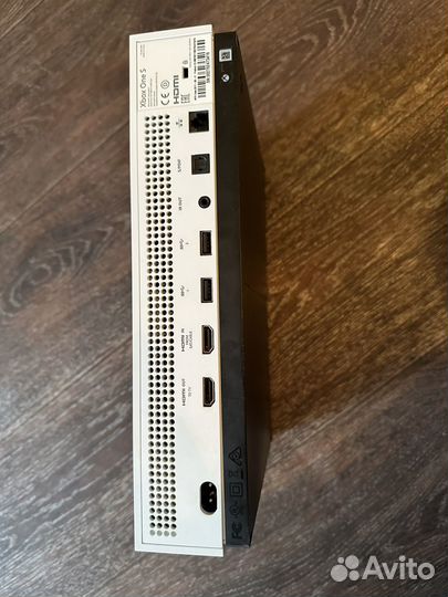 Xbox one S 500 gb