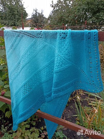 Бактус спицами