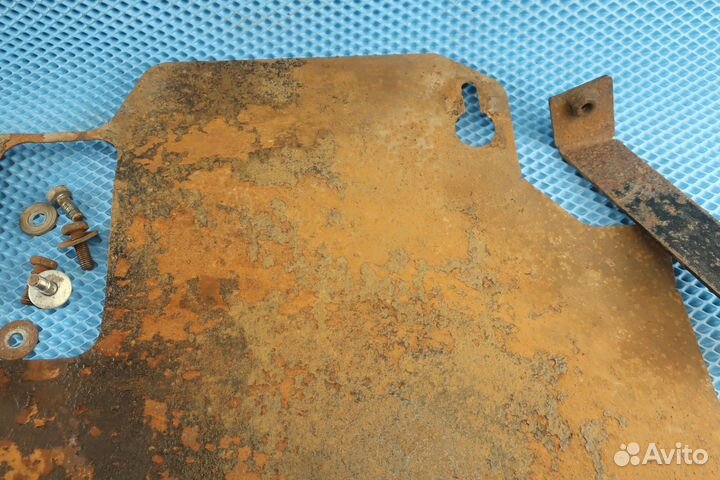 Защита двигателя Skoda Fabia 2