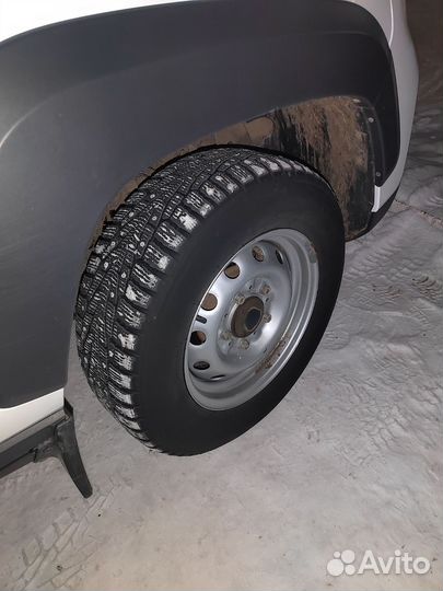 Nokian Tyres Nordman 7 SUV 205/70 R15