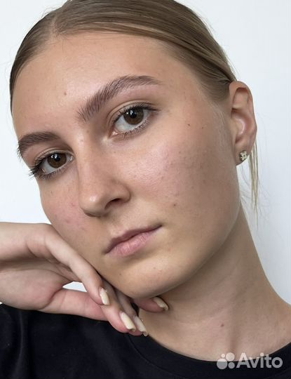 Ресницы и брови