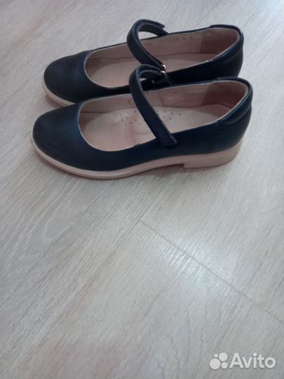 Туфли для девочки 35 размер