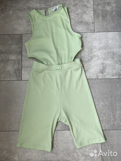 Комбинезон bershka М