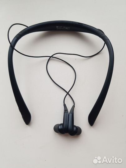 Беспроводные наушники samsung level