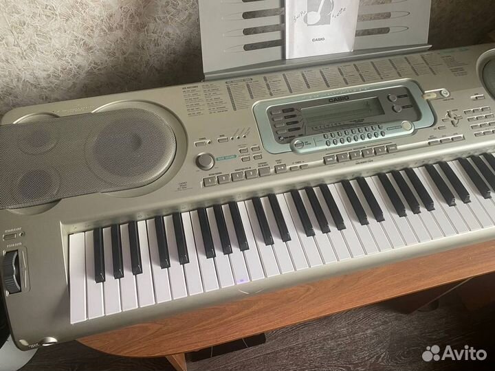 Синтезатор Casio WK-3300