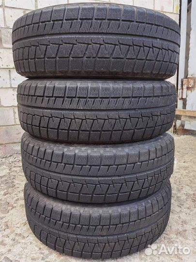 Bridgestone Blizzak Revo GZ 215/65 R16 99T