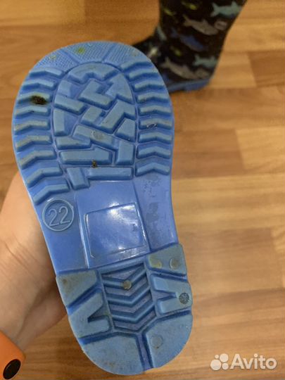Детские резиновые сапоги 22 размер