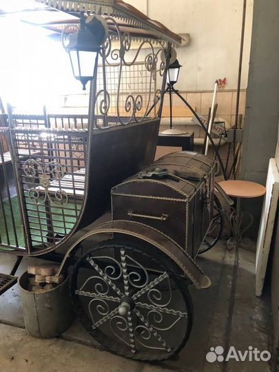 Декоративная колесница