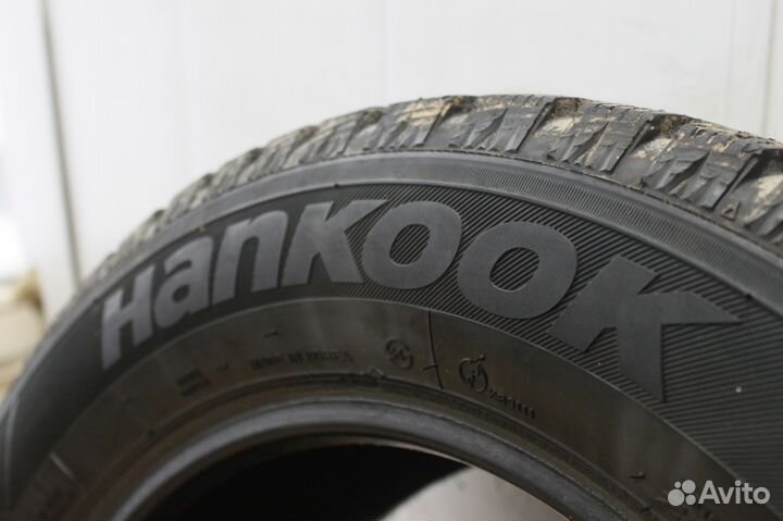 Hankook Winter I'Pike 215/60 R17