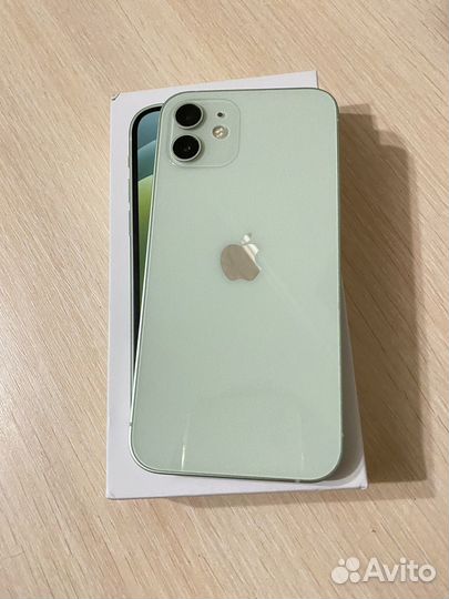 iPhone 12, 64 ГБ