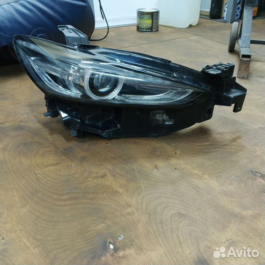 Фара передняя правая Mazda 6 gj