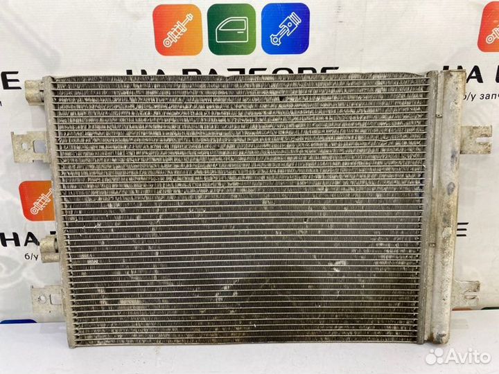 Радиатор кондиционера Renault Duster HSM F4R 2012