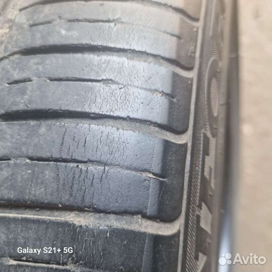 Kinforest KF-550 275/40 R20 106Y