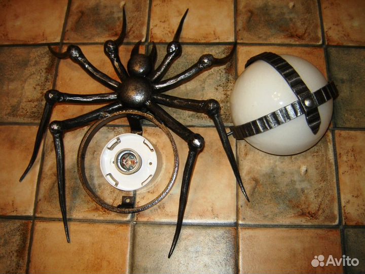 Кованый светильник 