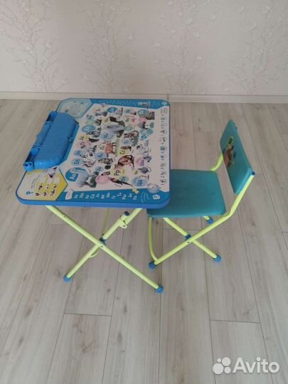 Детский столик и стульчик
