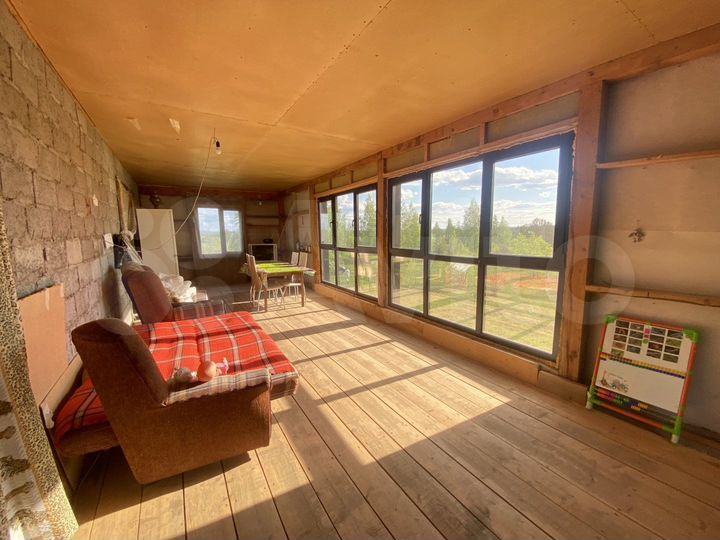 Коттедж 231 м² на участке 8 сот.