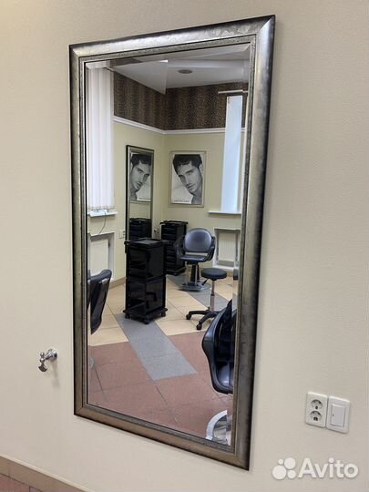 Зеркало настенное в раме 84x165