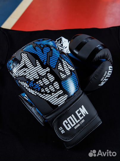 Боксерские перчатки golem