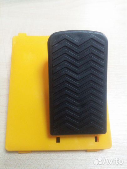 Педали газа Peg-Perego