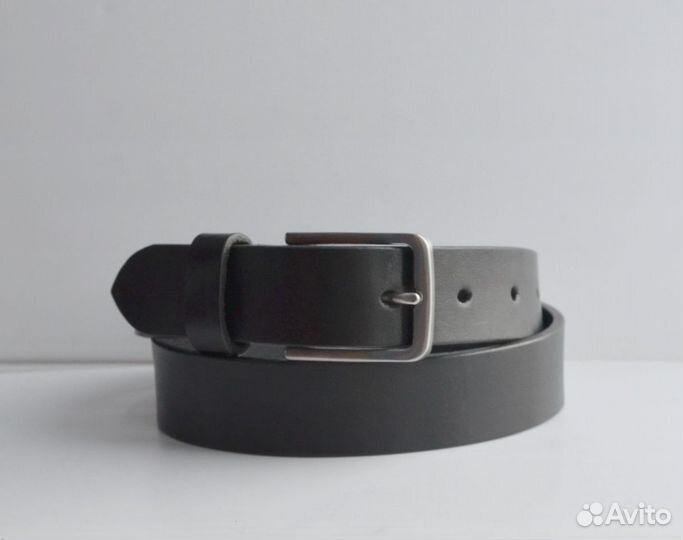 Ремень мужской из натуральной кожи черного цвета