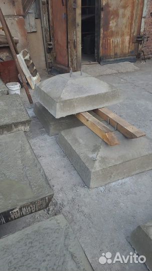 Бетонное основание для флагштока