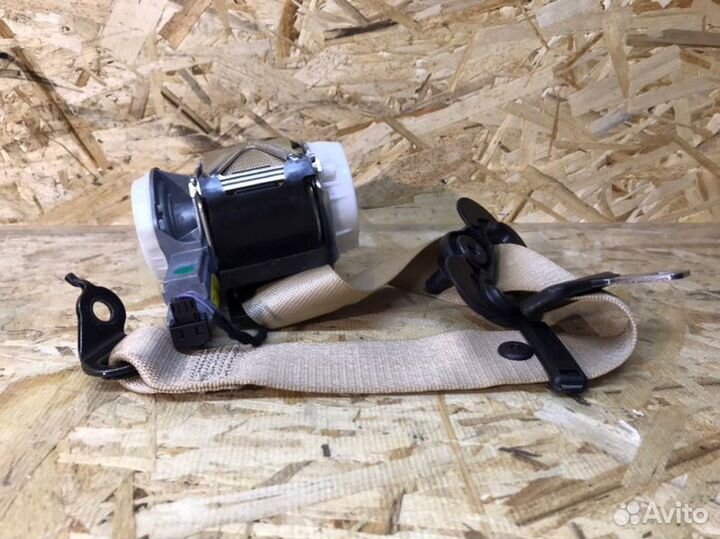 Ремень безопасности передний правый Bmw 3-Series