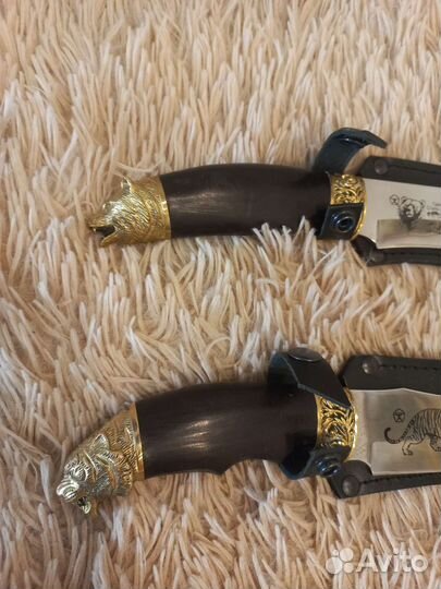 Нож с гардой