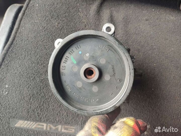 Насос гур Mercedes W212 OM642 A0064664801