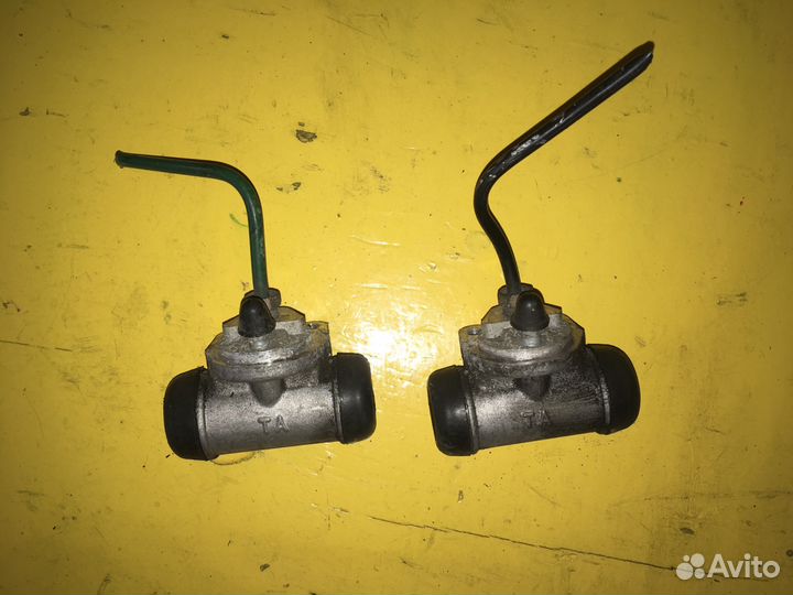 Задний тормозной цилиндр renault kangoo