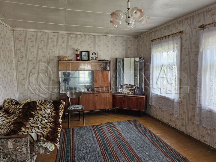 Дом 53 м² на участке 12 сот.