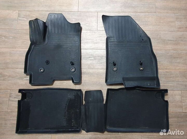 Ковры оригинальные в салон exeed LX