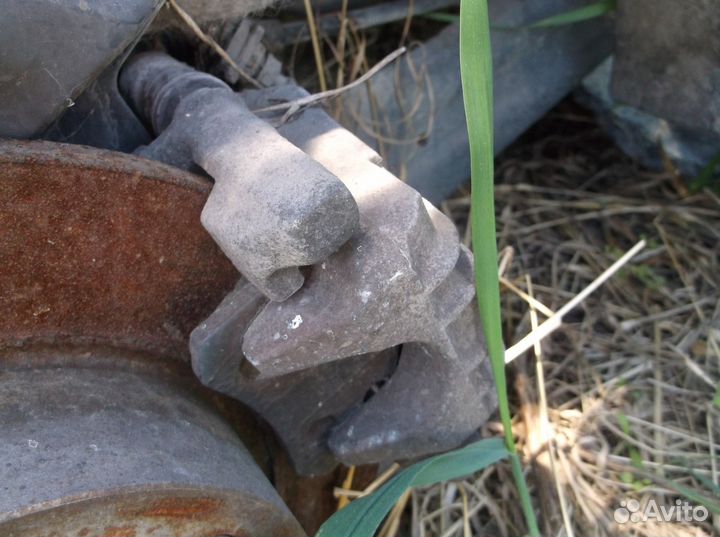 Суппорт задний правый фольксваген гольф golf +