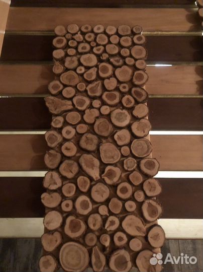 Панно из можжевельника