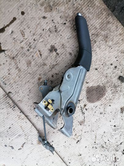 Ручник Ниссан Примера П12