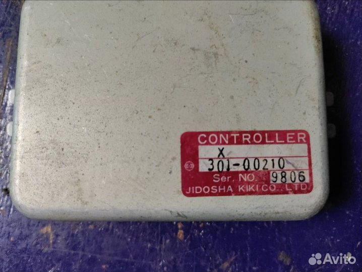 Блок управления рулевой рейкой Subaru Legacy BE5